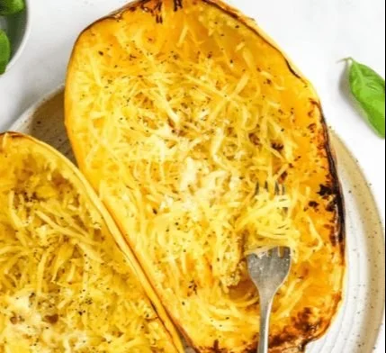 Quick air fryer spaghetti squash dish cooked in 25 minutes