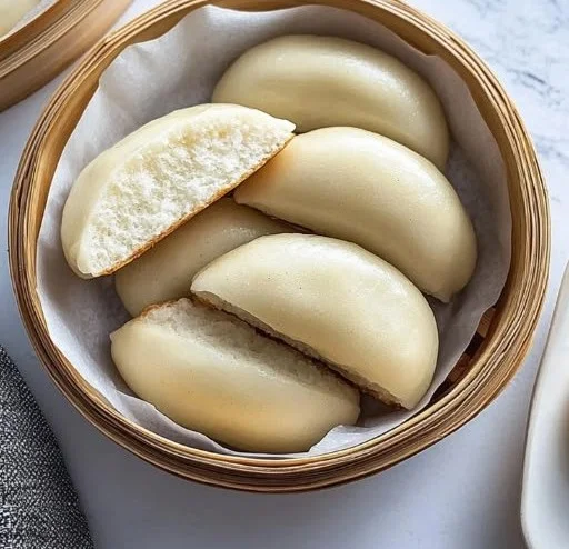 Delicious easy homemade bao buns recipe with fluffy texture and flavorful fillings.